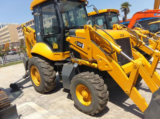 사용 된 JCB 3CX 로더, 6 톤의 부하량과 2016년