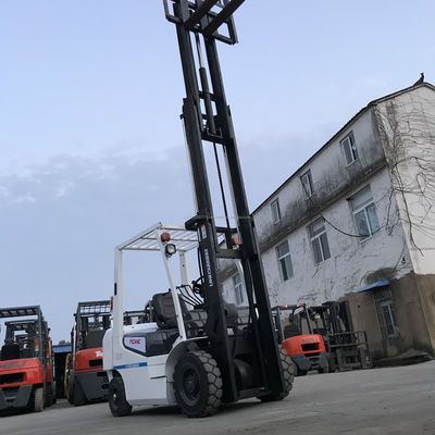 일본 TCM 2.5 톤 사용 된 포크리프트 0-2000 작업 시간 4500 KG 기계 무게 보장