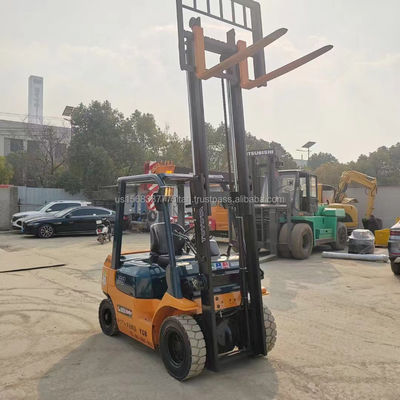도요타 FD50 트럭 포크리프트 45kW 전력 4500KG 무게 큰 재고 준비