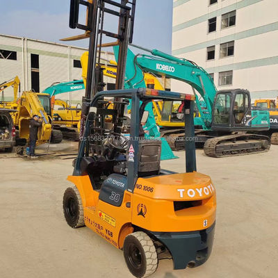 도요타 FD50 트럭 포크리프트 45kW 전력 4500KG 무게 큰 재고 준비