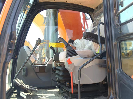 사용 된 Doosan DX300 Excavator 1.5M3 버킷 용량과 30000 KG 기계 무게