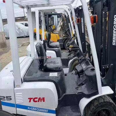 훌륭한 성능 2500kg 무게와 4.5 전체 차원으로 사용 된 TCM 25 포크리프트