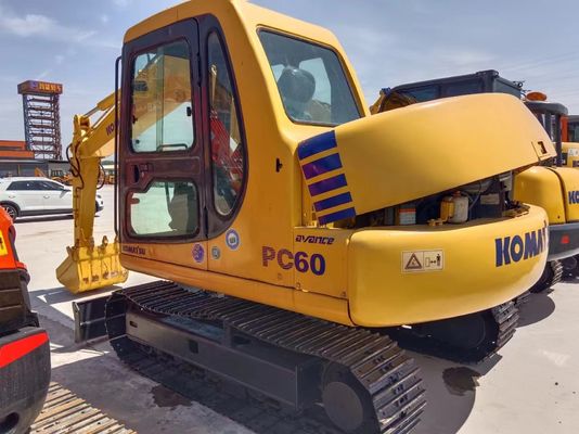 코마쓰 PC60 사용 된 발굴기 크롤러 6000 KG 기계 무게 원본 수압 실린더