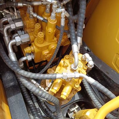 산이 Sy135C 65C 발굴기 도로 건설용 13.5톤 73kw 수압 크롤러 발굴기