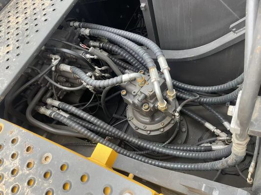 215 kw 사용 된 크롤러 발굴기 29 톤 일본에서 폐쇄 카비 작업 시간 0-2000