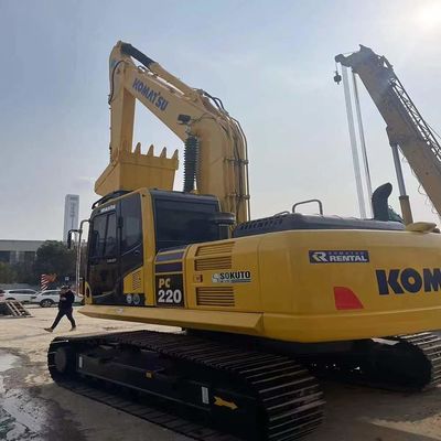 사용중인 코마쓰 PC220 EXCAVATOR 1.2M3 버킷 용량과 119kW 전력