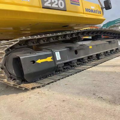 사용중인 코마쓰 PC220 EXCAVATOR 1.2M3 버킷 용량과 119kW 전력