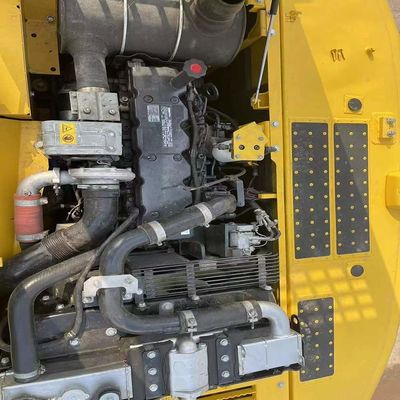 사용중인 코마쓰 PC220 EXCAVATOR 1.2M3 버킷 용량과 119kW 전력