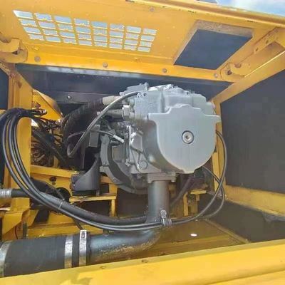 사용중인 코마쓰 PC220 EXCAVATOR 1.2M3 버킷 용량과 119kW 전력