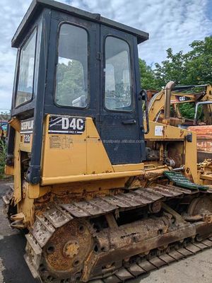 사용 된 Caterpillar D4C 빌드저 건설 재료 상점 및 지구 이동 장비