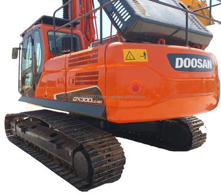 30TON 사용 된 DOOSAN DX300 발굴기 좋은 효율과 원본 수압 실린더